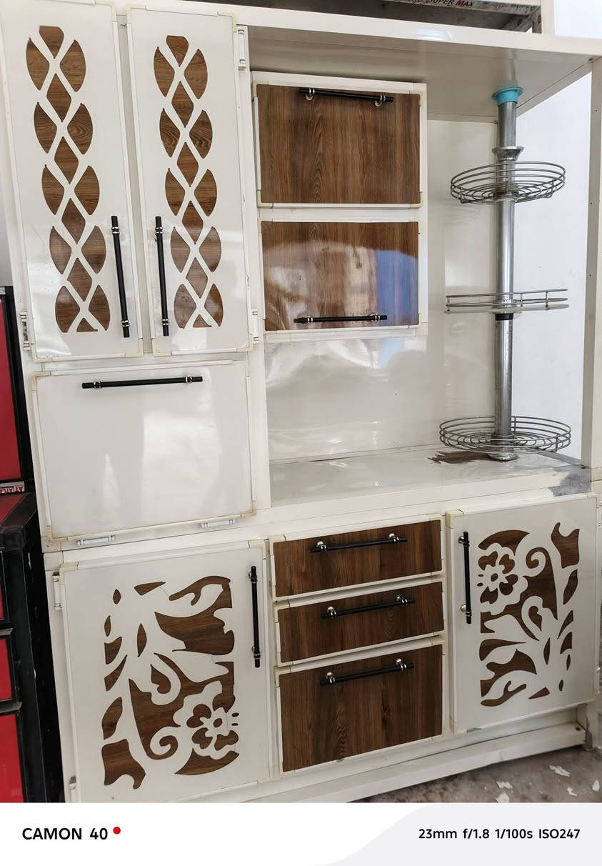 كاونتر نضيف تفصال ٣٢٥ حي الرئاسة ***********
