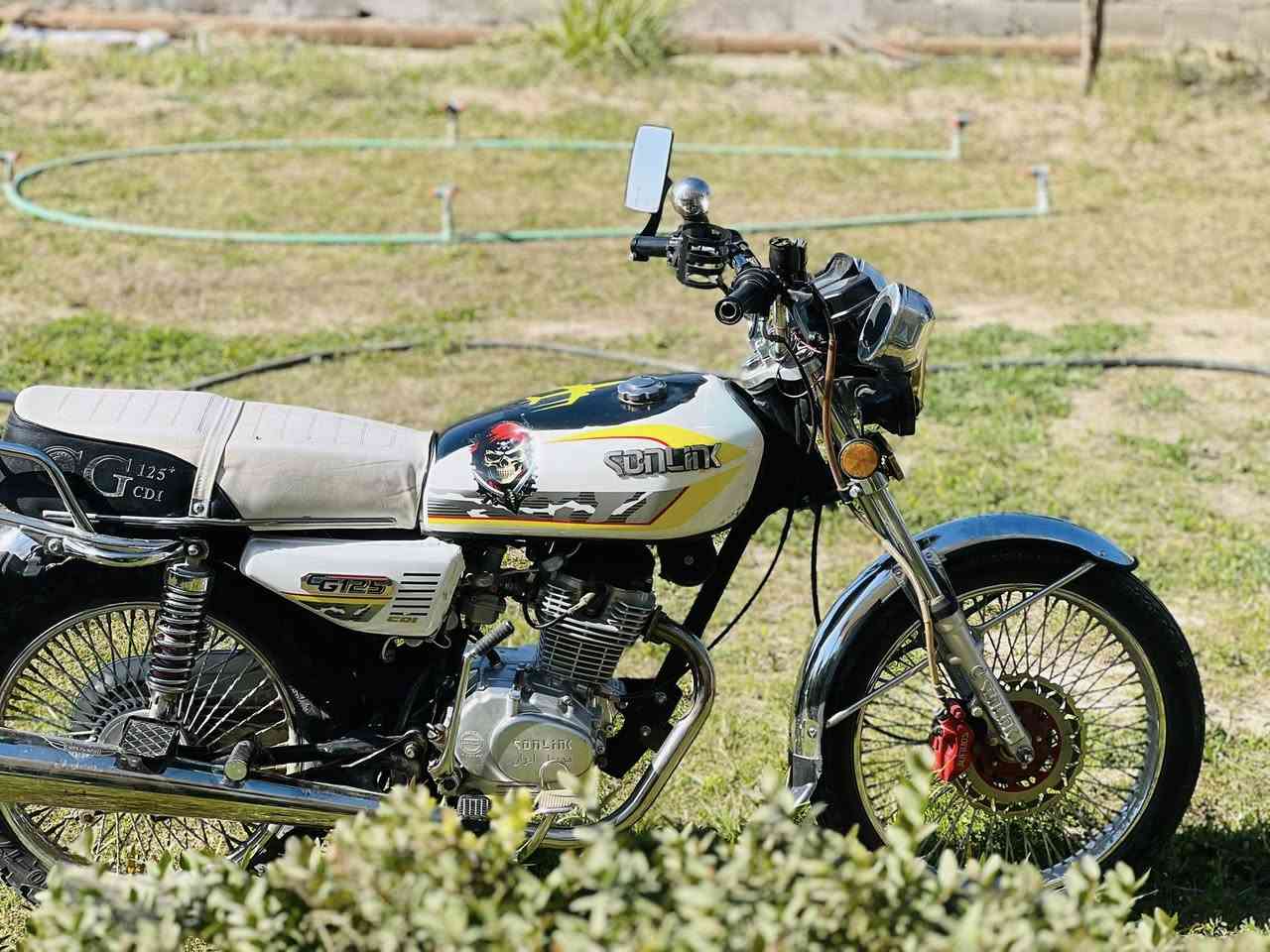 سلام عليكم دراجه تايكر للبيع  اوراق  المكان القاسم  600 وبيه مجال  للطيبين بيع مستعجل شراي يجي خاص وهذه رقمي    ***********
