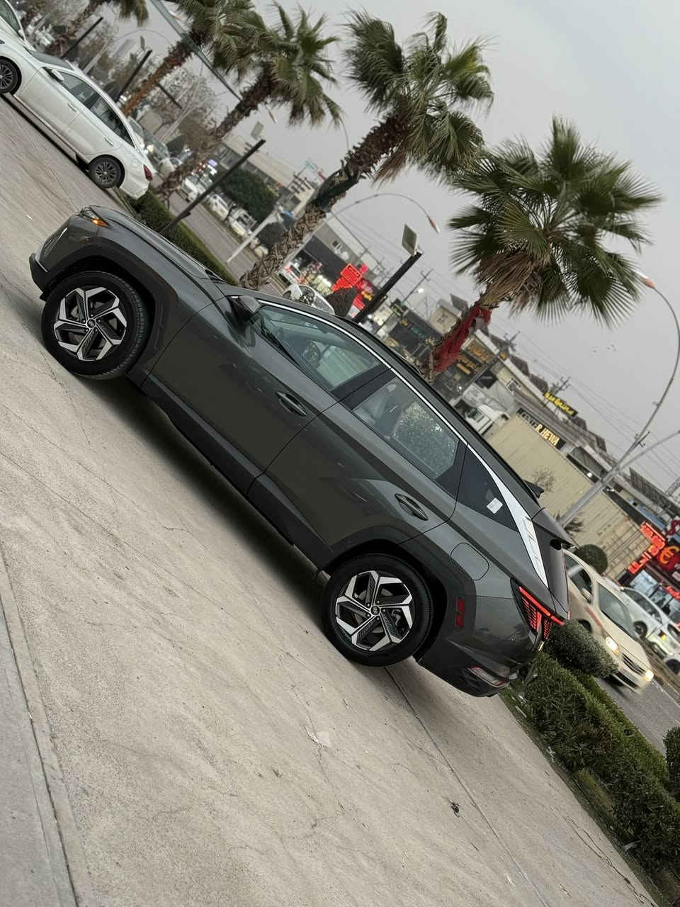 توسان 2022 وارد امريكي فل فتحه لون نفطي
الضرر. صبغ صندوق خلفي في العراق بدون دواخل ايرباك برده فقط 
العداد / 52 الف مايل قابل للزياده
المواصفات /
محرك 2500 / 4 سلندر تنفس طبيعي
فتحه سقف / تدفئه وتبريد كراسي اماميه
كراسي جلد اصلي اوف وايت / بصمه ابواب وتشغيل عن بعد / صندوق خلفي كهربائي 
رادار 360 / كرسي السائق كهرباء 
دفع رباعي / مانع انحدار / هندبريك كهرباء اوتو هولد / شاشه دشبول الكتروني 
رقم الشاصي مرفق 
السعر ١٩٥ بيهه مجال 
مكان اربيل /*********** واتس واتصال
