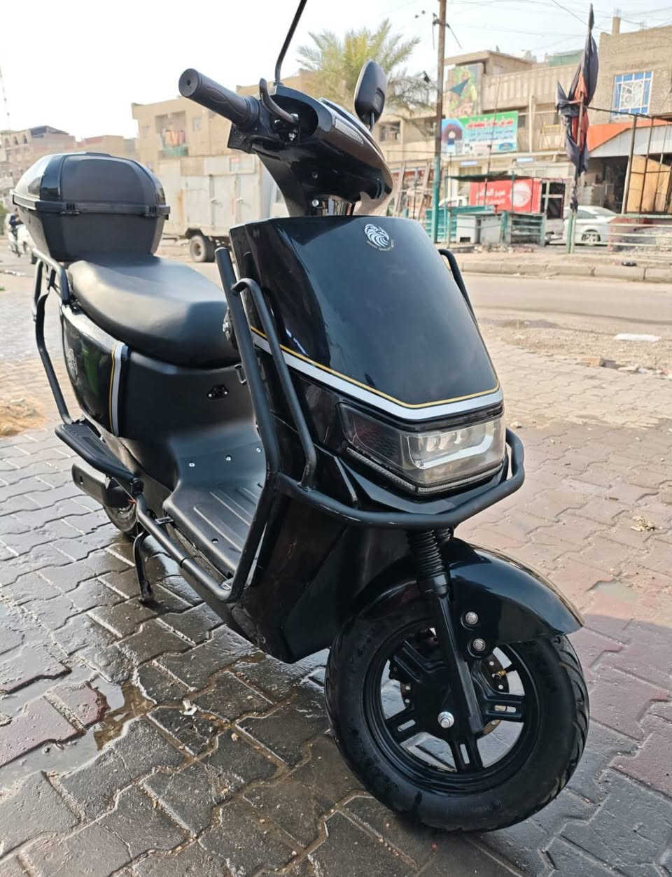 دراجه شحن
شركة الصقر الأحمر 
البطاريات: 7

بطارياتها الأصليه 

دراجة برغي ما مبدل بيها 

ما ماشيه هواي

 السعر: ٦٥٠ الف 

تريد تفاصيل اكثر أتصل: ***********
