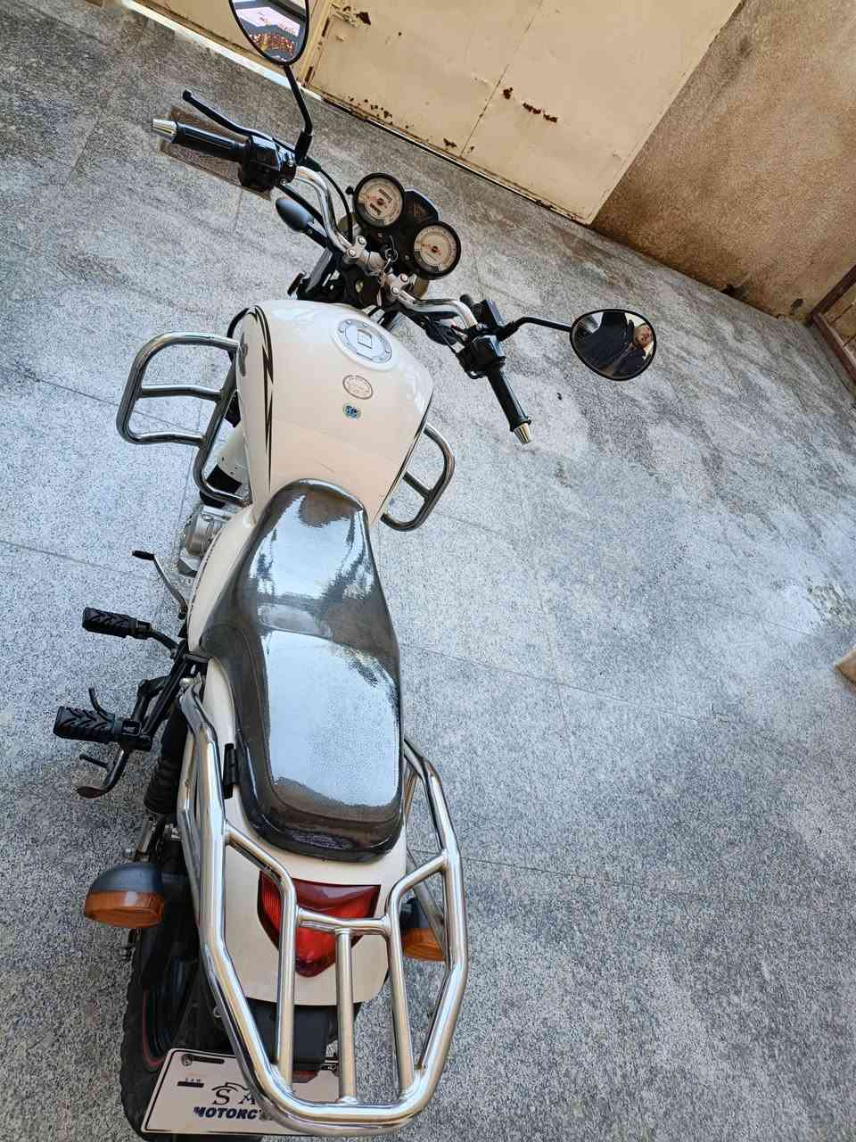 دراجة سنكي موديل 24جديد كلش سعره مليون و600 قفل
***********
