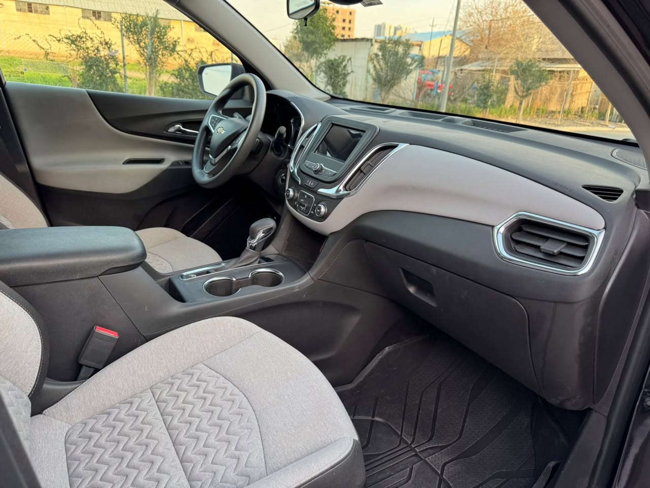 شوفرليت ايكونوكس 2024
مشية 15 الف
بصمه 
بريك بصمة  
شاشه كاربلي
كاميرة و حساس
كشن كهربائي 
قطعتين تبريد
رادار ٣٦٠ درجة
 لايت لدات LED  
بك لايت LED

قببغ سندوك صبغ بدون دواخل
ارباكات كل سليمة
***********
***********
