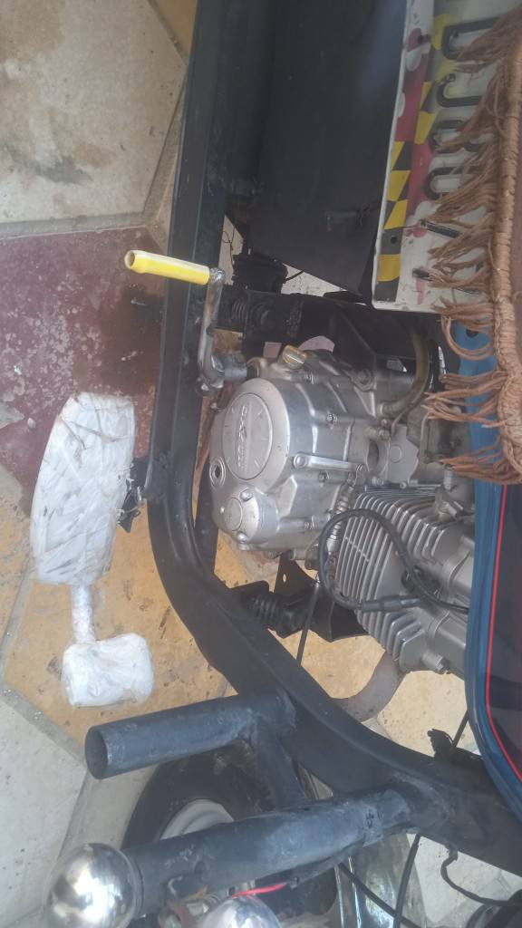 ستوته اصوليه نظيفه تعمير جديد أوراق أصولية دايوان موديل  13محرك 20 العنوان بابل القاسم السعر المطلوب 1400 وبيها مجال الإتصال على الصفحه


**إذا كنت صاحب هذا الإعلان وتريد حذفه لأي سبب، رجاءا أرسل رسالة إلى الدعم الفني**