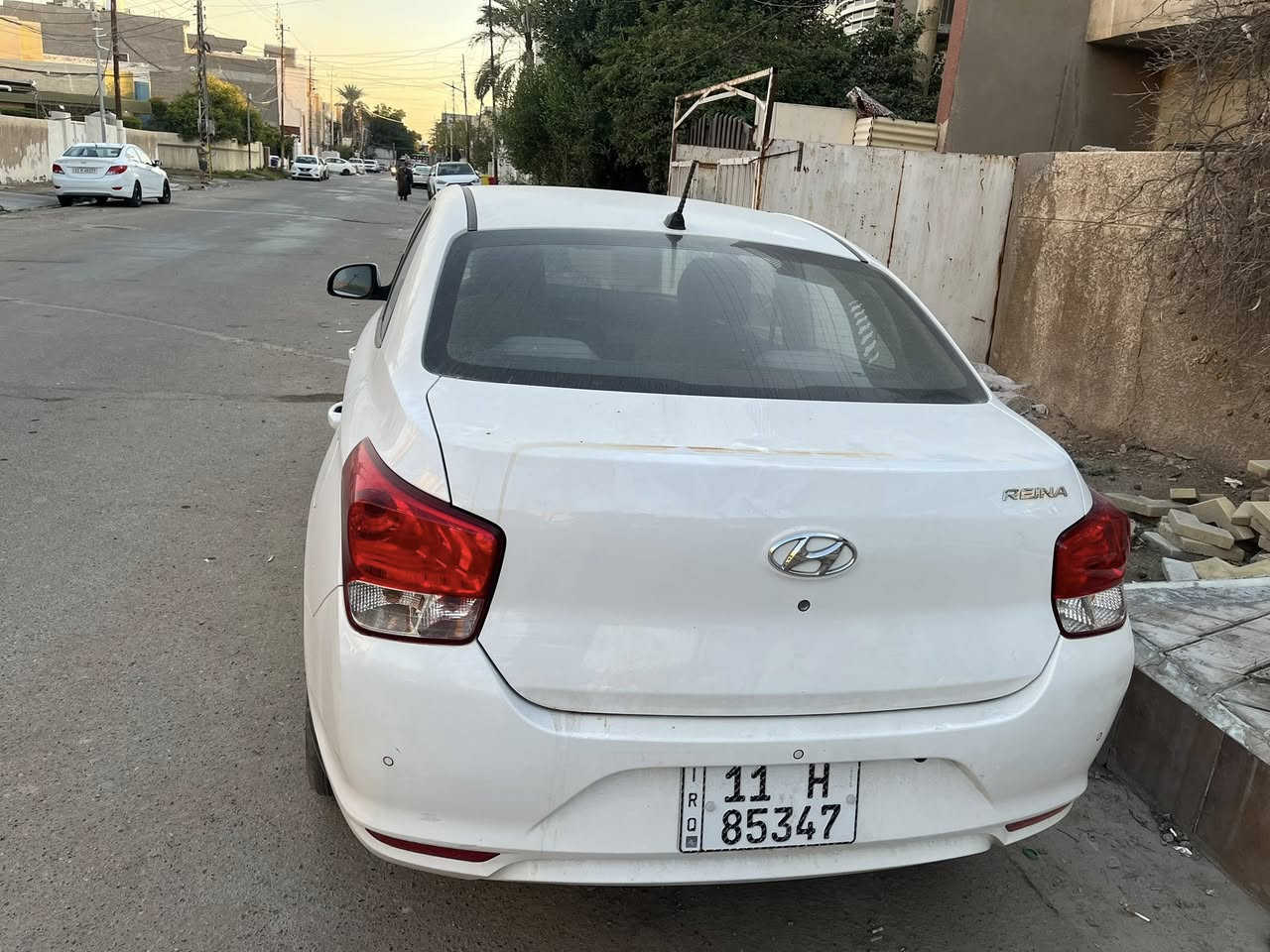 للبيع سيارة هونداي رينا موديل ٢٠٢٠ رقم انگليزي محرك ١٤٠٠ سلندر فتحة وكاميرا ماشية ٤٨ الف و ٥٥٠ كم حادثهة تعديل بالباب اليسرى ورصعة كلش صغيرة الباب الخلفية اليمنى وصبغ وتعديل بالجاملغ الأيمن وتعديل بسيط بالبنيد ورش بالبنيد على گد شبر للاستفسار الاتصال واتساب ***********
