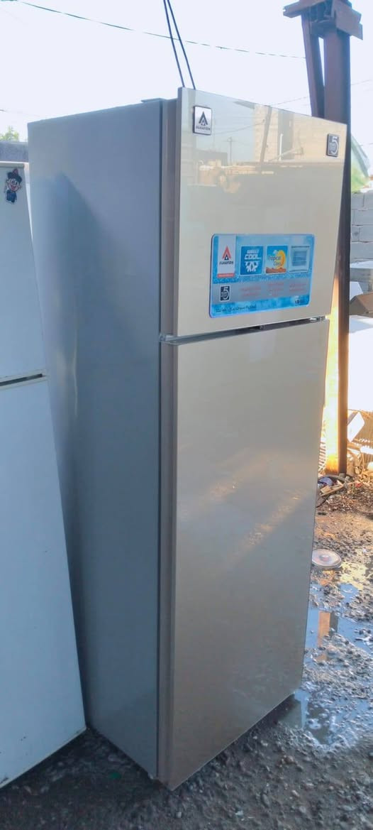 ثلاجه مستخدمه للبيع الحافظ الاصلي  نضيفه جدا 
 «حجم 20قدم» سعر «175الف» فووول تجميد وتبريد وعلى الفحص والضمان العنوان بغداد المشتل مجمع فدك قرب المجلس البلدي رقم ابو علي للاستفسار «***********»
