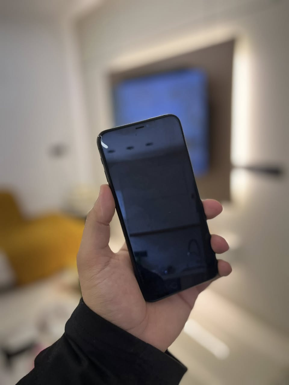 ايفون ١١ برو ماكس. شرق اوسط

مبدل شاشه اصلي من ابل. بالصوره ومبين 
وبطاريه اصليه لكن متقره قطعه من ابل 

لون زيتوني 
ذاكره 512 انتبه هذا مو ٢٥٦ 

كارتونه ويا وكيبل اصلي 

السعر ٣٠٠ 

المكان بغداد


**إذا كنت صاحب هذا الإعلان وتريد حذفه لأي سبب، رجاءا أرسل رسالة إلى الدعم الفني**