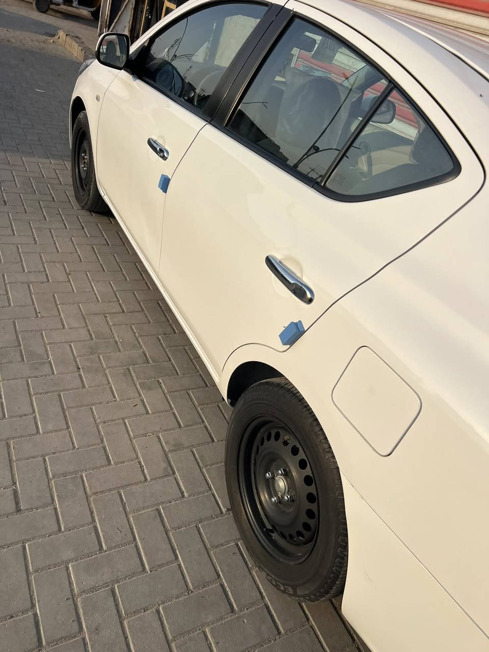 السلام عليكم نيسان سني رقم أربيل بسم الشركه 
سياره جديده سياره كفال بيه بارد بوسه 
السعر 123 ولله ما تلكه سعر هيجي وبيه مجال بسيط 
رقم الهاتف ***********
العنوان بصره
