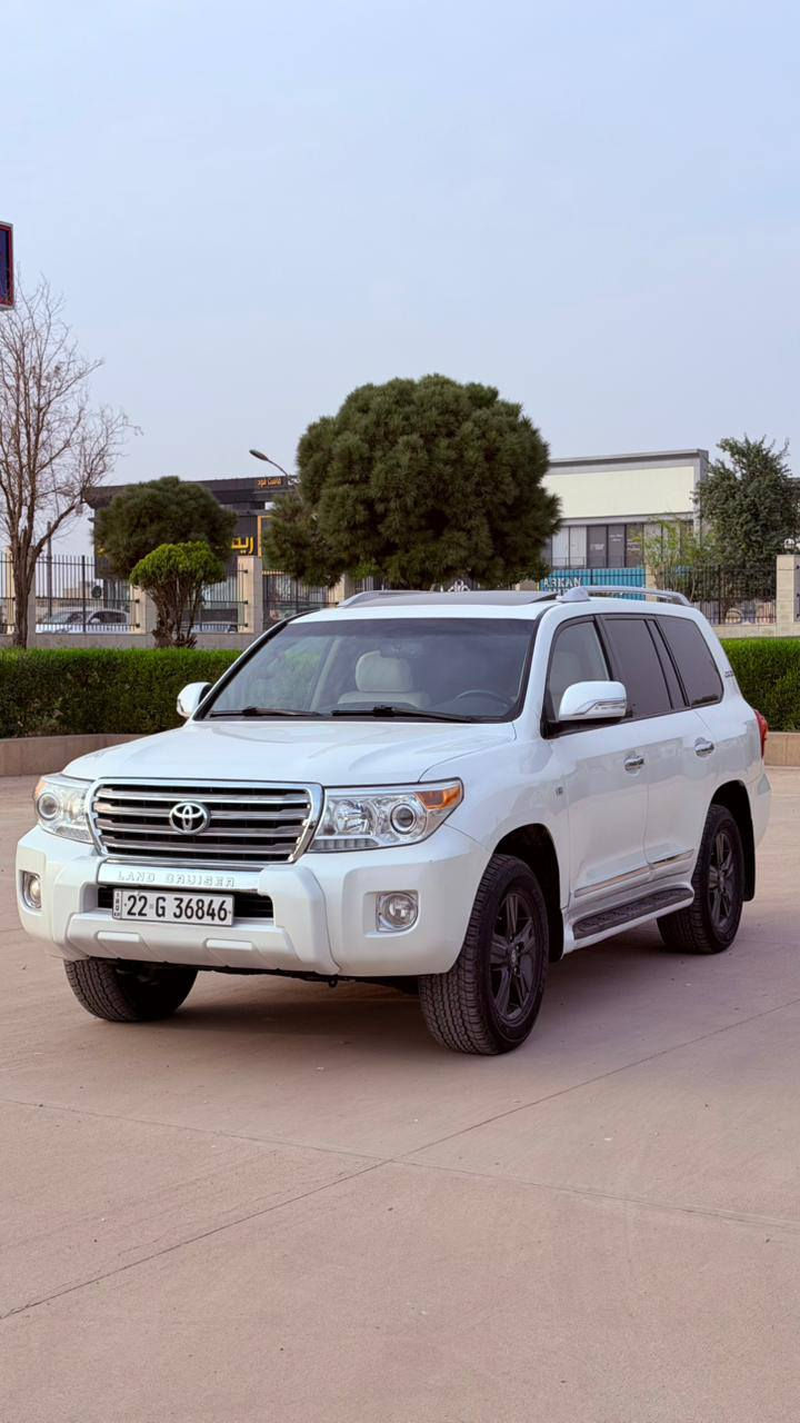 توێتە لاندگرۆز مودیل 2010 دەبڵ سوپێری قەتەڕی GXR هەشت پستن سەیارەکە یەک دەرگای سبوغە گێر مەکینە تەبرید کارەبای پێشو پشتی هەمووی بەشەرت مەکینە کرایتەوە بس بێ عەیبە 3620000 هەزاری غەرامە لەسەرەدوای مەعامەلە دەگەڕێتەوە نرخی 283 مەجالێکی زۆر کەم شوێن هەولێر ***********
***********
*********** أربيل, العراق
