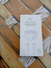 شاحن ايفون 15 • جديد