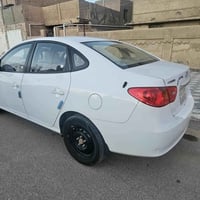 النترا 2011 خليجي محرك 2000 ماشية 195   السيارة بية صبغ نص باب السايق ...