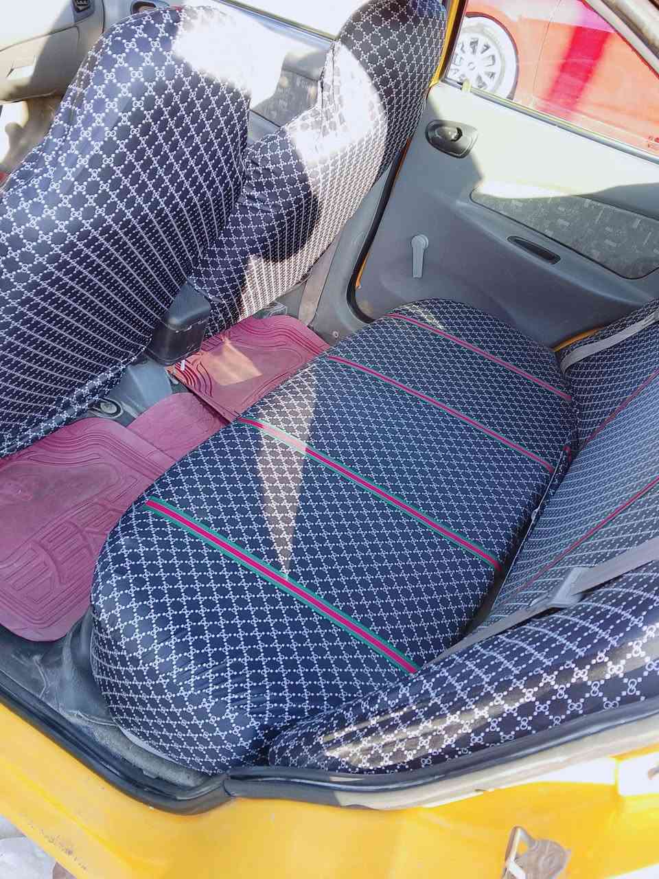 السلام عليكم طيبه مديل 15 السيارة كفالة بيها فقط جاملغ صفحة الصدر كير ومكينه كفالة تبريد ثلج السيارة معروضه 38 وبيها مجال ما متواجد على الخاص هاذا رقم تلفوني ***********
