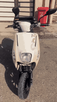 سلام عليكم دراجة ماكس بوليسي حديث ZKh للبيع دراجة شلعه ومعدل 
سعر 300 الف وبي مجال للتواصل *********** العنوان تكريت
