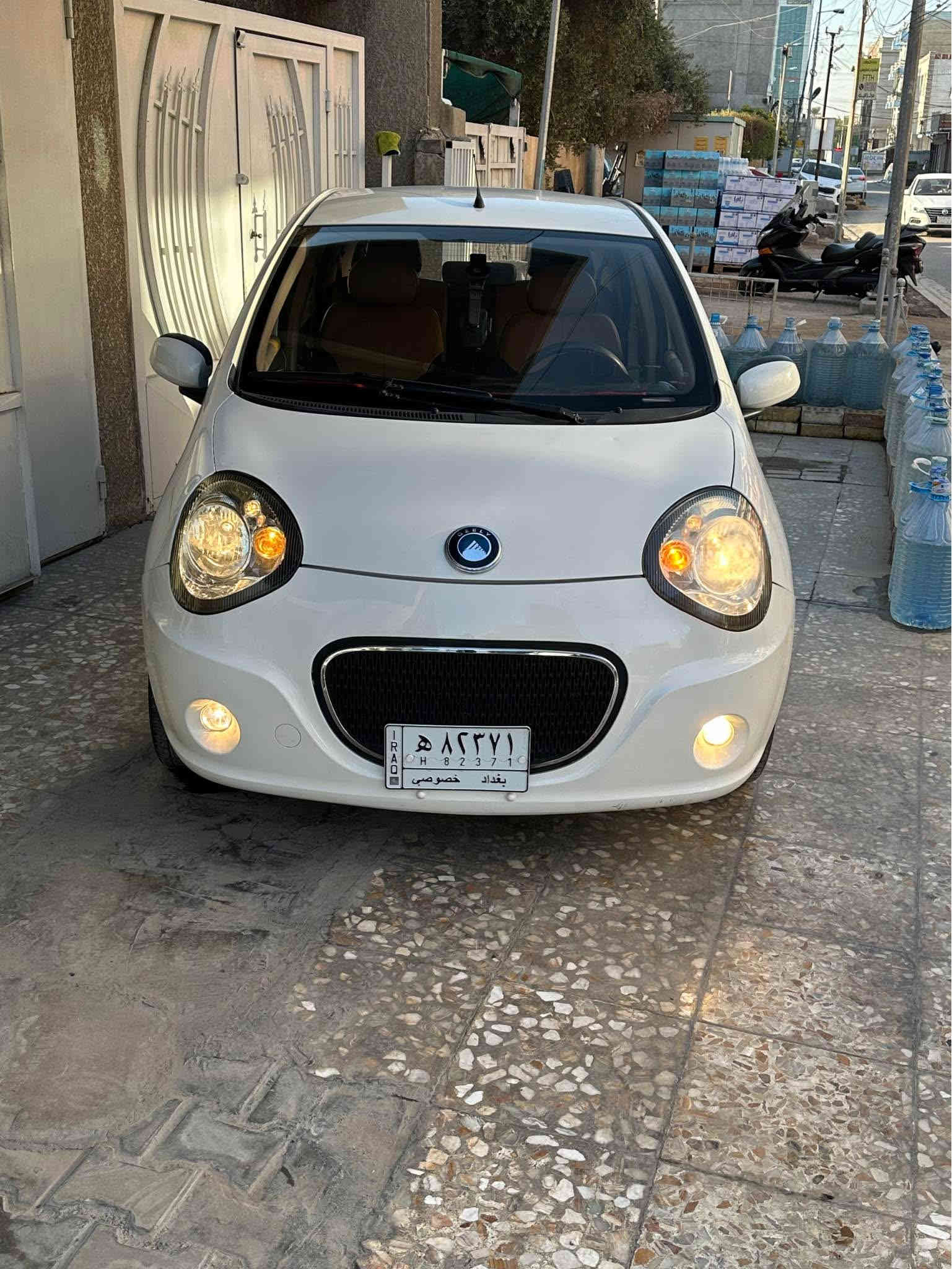 📌سلام عليكم 
📌باندا 2013 رقم بغداد 
📌عداد مسافه 78 الف
📌مكينه كير جدد
📌حداديه 100/100 
📌تبريد + تدفئة
📌صبغ جاملغ امامي يمين لجماليه فقط
📌شاشه + كامره + سنتر لك 
📌سياره مناقصه شعرايه جاهزة كله 
مكاني غدير ساحه ميسلون              سعر{58}وبيه مجال ✅
*********** متوفر واتساب✅ بغداد
