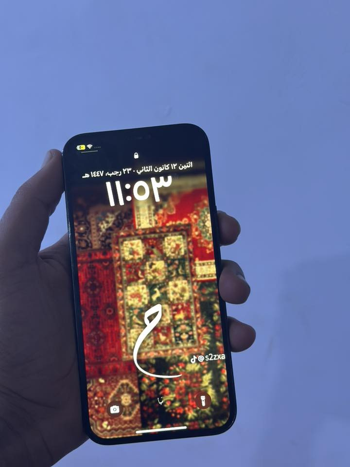 ايفون ١٢ برو ماكس
بطاريه ٨٢ البلاد 
فقط مبدل شاشه وفيس إيدي واقف 
***********
