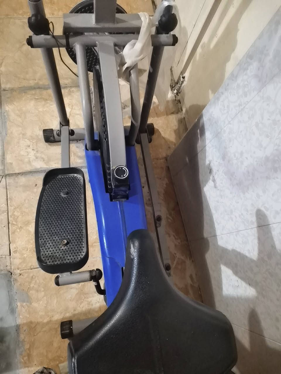 اغراض للبيع
براد ماء 
السعر 80
بايسكل منزلي 100


**إذا كنت صاحب هذا الإعلان وتريد حذفه لأي سبب، رجاءا أرسل رسالة إلى الدعم الفني**