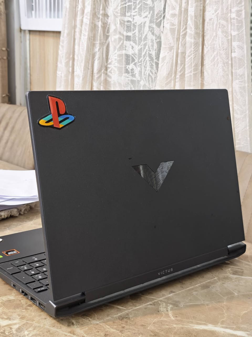 لابتوب HP Victos بكارت 4060 قدرة 140 واط
معالج AMD Ryzen™ 7 8845HS فئة HS يعني اقوى اداء معالج 8 كور و16 ثريد

الكارت NVIDIA® GeForce RTX™ 4060 يجي بواطية 140 واط اقوى واطية للكارت

الشاشة: 15.6 بوصة FHD IPS، بتردد 144Hz

512GB SSD

16GB DDR5

الشاحنة 200 واط 
الابتوب نظافتها 95% وتشغل اقوى الالعاب باعلى فريمات مشغل عليها رينبو وcs2 بحدود 230 فريم على دقة 2k
ومشغل عليها ارك ريدرز على دقة 2k 155 فريم
عارضها بمليون و300
ووياها انطي هدايا
جنطة
ستاند تبريد 
هاب من شركة كريم لايون
وبيها مجال بسيط جدا
مكاني بغداد حي البنوك
***********
