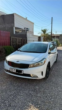 / كيا فورتي امريكي 2017 سياره كلين بدون حادث فقط هنا بالعراق صبغ شبر ب...