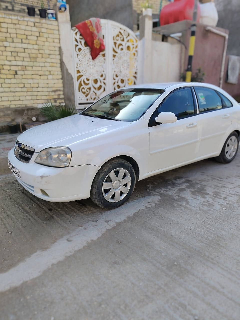 السلام عليكم للبيع اوبترا موديل 2011 رقم واسط مشروع وطني بأسمي تحويل ثاني يوم كير ومكينه خير من الله لا تنقيص ولا تبخير صدر امامي تدفه تبريد كله شغال حداديه بيها رشات صبغ  السعر 75 وبيها مجال بسيط مكان السيارة واسط  الصويره الاستفسار الاتصال ع الرقم ***********
