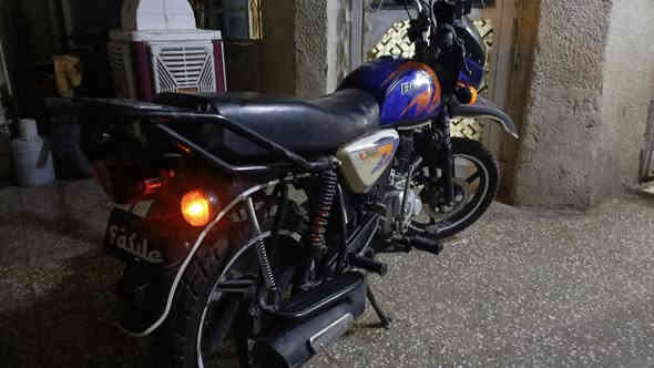 بوكسر 23 جبلي 
مستعجل ع بيعته الدراجه خير من الله بس شامرها بل بيت وصار صوت بل مكينه 
السعر مليون و 150 
رقمي ***********
مكاني بغداد الشعله
