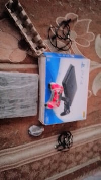 بلايستيشن 4 • سليم