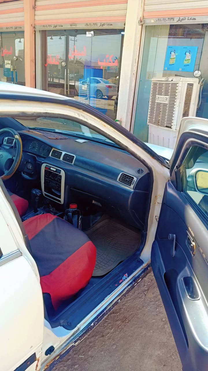 نيسان صني موديل 98 تبريد كير اوتوماتيك 30 سنويه ل28 
*********** 
كوفه براكيه
رقمه قادسيه 
راعيه يمي بالبراكيه
