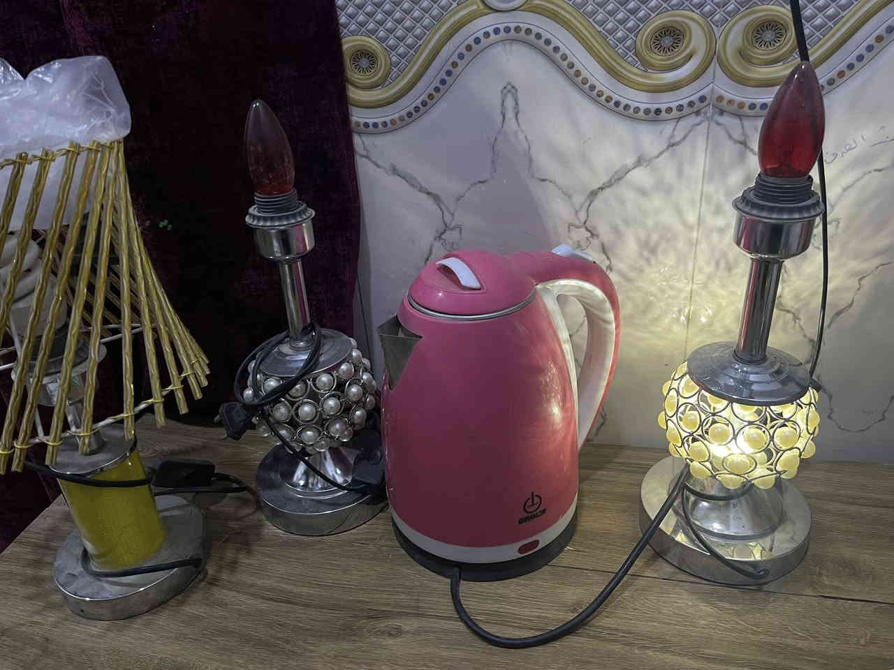 السلام عليكم - طباخ ليزري + صوبات ٢+ غلايه + فوانيس منضديه. للبيع الأسعار خاص لُطفاً - مكان شطره ع الحولي - ***********
