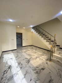 ⭕️✨⭕️✨⭕️✨⭕️✨⭕️  للأيجار ..  طابق أول معزول من بيت  بناء حديث مودرن   ن...