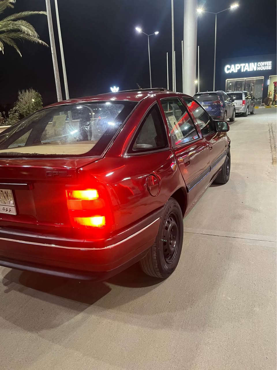 سلام عليكم اوبل للبيع موديل 1992 حجم 18 كير محرك شرط لاصرف ولا بخار سنويه مشروع وطني شرط تحويل الوكاله كوبون بانزين موجود سياره صبغ عام جماليه بدون ضربه سياره قفل مركزي ABS سلايد كهربائيات كلها شغال سياره جاهز من كل شي سعر 41$بي مجال شراي خابر على رقم *********** كركوك, العراق
