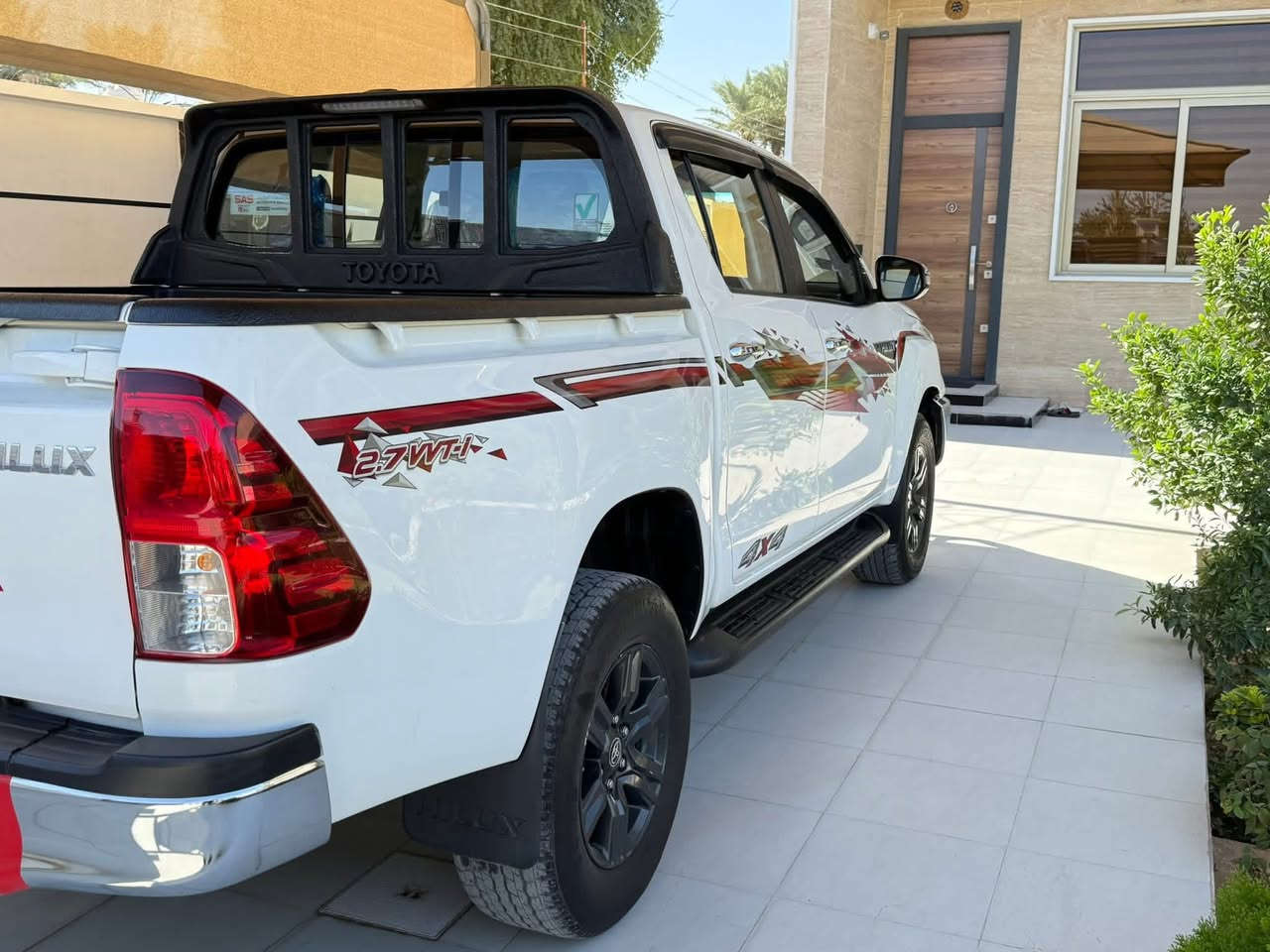 ساز باب ثاني يعني تجي سويج وتبريد چوكات
موديل /2022

المحرك /2700 بانزين 

الكير /اوتماتيك 

عداد المسافه /138 كم 

الرقم /بغداد دولي ب أسمنا السنوية غير منتهيه

الضرر يوجد بارد قليل جدا كما موضح بالسونار المرفق ضمن الصور 

السيارة كامله مكتمله صدر تخم تاير كله جديد 

السعر /275 ورقه 

الرقم اسيا /*********** 

الرقم الاثير /***********
