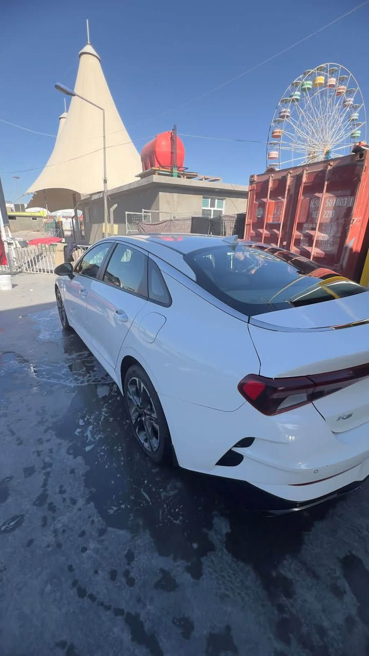 السلام عليكم كي فايف 22 للبيع رقم بغداد سياره مكفوله عدا رصعات حالوب بسيطه السعر 205 بيها مجال مكانها السماوه قضاء الخضر للاستفسار ***********
