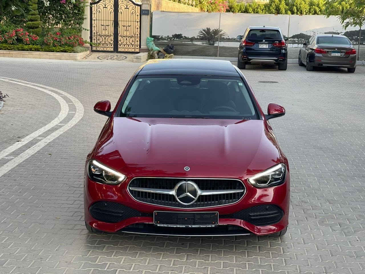 🚗+للبيع+–+Mercedes+C200+موديل+2023+🔥
✨+حالة+ممتازة+–+استعمال+خفيف+جدًا
📍+مرور+المعادي
📄+رخصة+3+سنين
📊+عداد:+10,000+كم+فقط
🔹+فابريكا+بالكامل+++حماية+كاملة
🔹+صيانة+منتظمة+داخل+التوكيل
🔹+كراسي+كهرباء
🔹+شنطة+كهرباء
💎+عربية+نظيفة+جدًا+ومش+محتاجة+أي+مصاريف العمرانية, الجيزة


**إذا كنت صاحب هذا الإعلان وتريد حذفه لأي سبب، رجاءا أرسل رسالة إلى الدعم الفني**