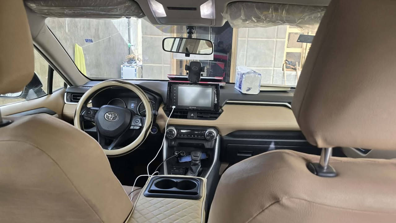 للبيع سياره رافورد موديل22 وارد خليجي مقفوله السعر 280للاتصال 
على الرقم 
***********
