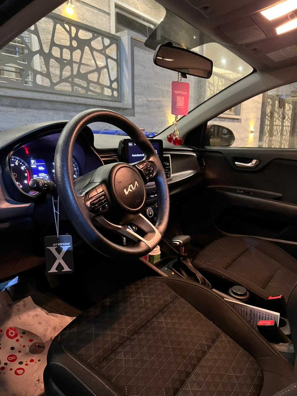 سلام عليكم عندي كيا ريو2023
🔴مرقم بغداد كاملة السياره 

امريكيه حادثهه جاملغ الخلفي جهه السايق او مبدل قبق الجنطه غير هاي السياره كفاله محرك 1500 دبل نوزل 

ماشية 36000

شاشه جبيره كار بلي تحكمات سبورت ماخل مخمل اسود 

المكان اليرمووك اربع شوارع 

السعر 130 وبيها مجال 

***********

***********
