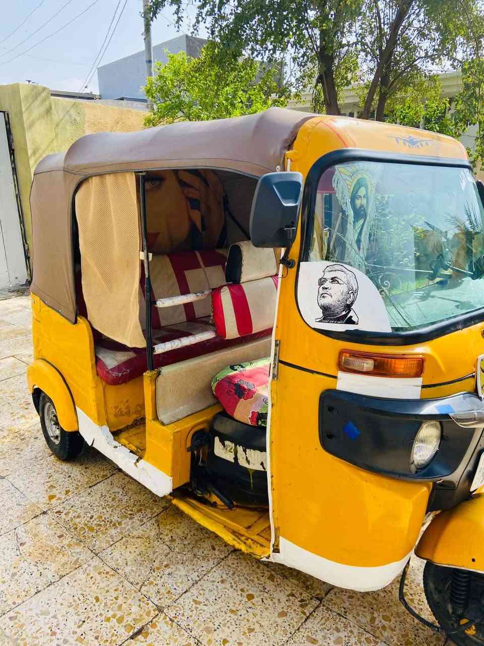 تكتك لبيع موديل 2017 حلوه كامله كبل شارع بيها خياس دواسات المكان ديالئ بلدروز شارع العلوه وهاذ رقمي ***********
