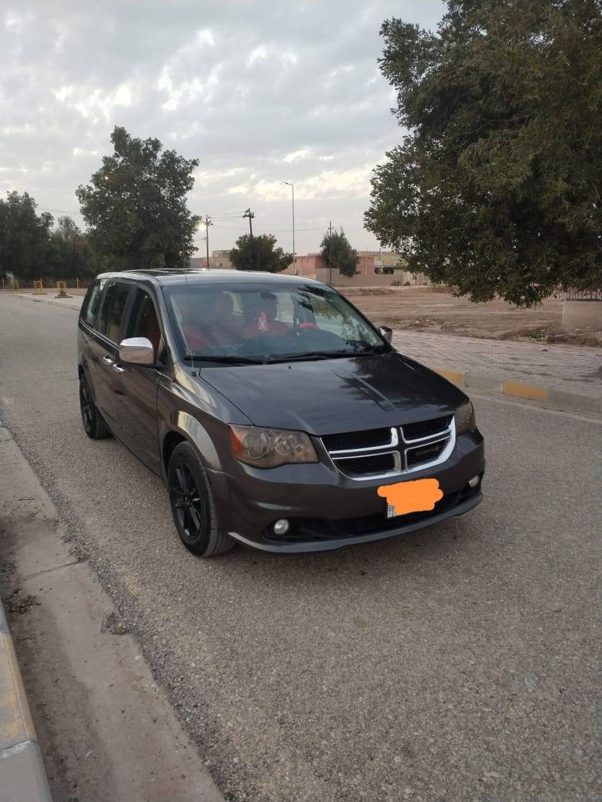 دوج كرفان موديل ٢٠١٩ بيها جاملغات وبنيد كشنات بلع مانع انزلاق ٣ قطع تبريد رقم واسط تحويل ثاني يوم سنويه جديده السعر ١٤٥ المكان بغداد مرور الرستميه للاستفسار *********** بغداد, العراق
