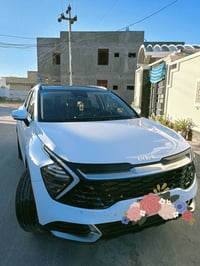 سبورتج برستيج • موديل ٢٤ • فور ويل