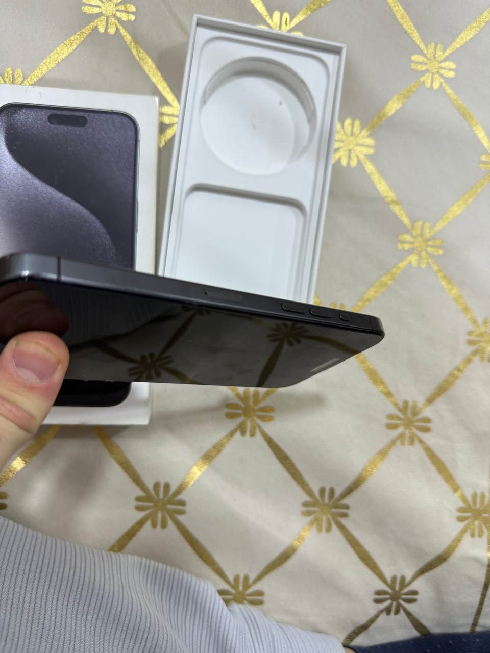 ايفون 15برو ماكس  جهاز امريكي ذاكره 256 بطاريه 91   
فقط الظهر المبدل سعره 790الف  بي مجال بسيط مكاني كركوك  جهاز كله بلدي فقط الظهر مبدل  رقمي *********** كركوك, العراق
