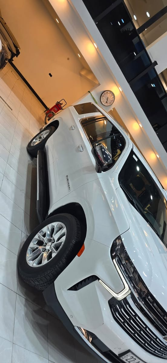 البيع نقد فقط بدون مراوس بدون اقساط 
اسم السيارة :  شفروليت سوبربان
 الفئة :  Premier 
الموديل : 2023
دفع ثنائي
عداد المسافة : 41000 ميل
اللون : ابيض
المحرك  8 سلندر 5.300
اللوحة :  خصوصي اربيل دخول جديد
السعر :  450  
    حادث السيارة :  موضح بالصور
  حسن  ***********
الموقع : البصرة - حي المهندسين الشارع العام قرب محطة وقود الخليج
