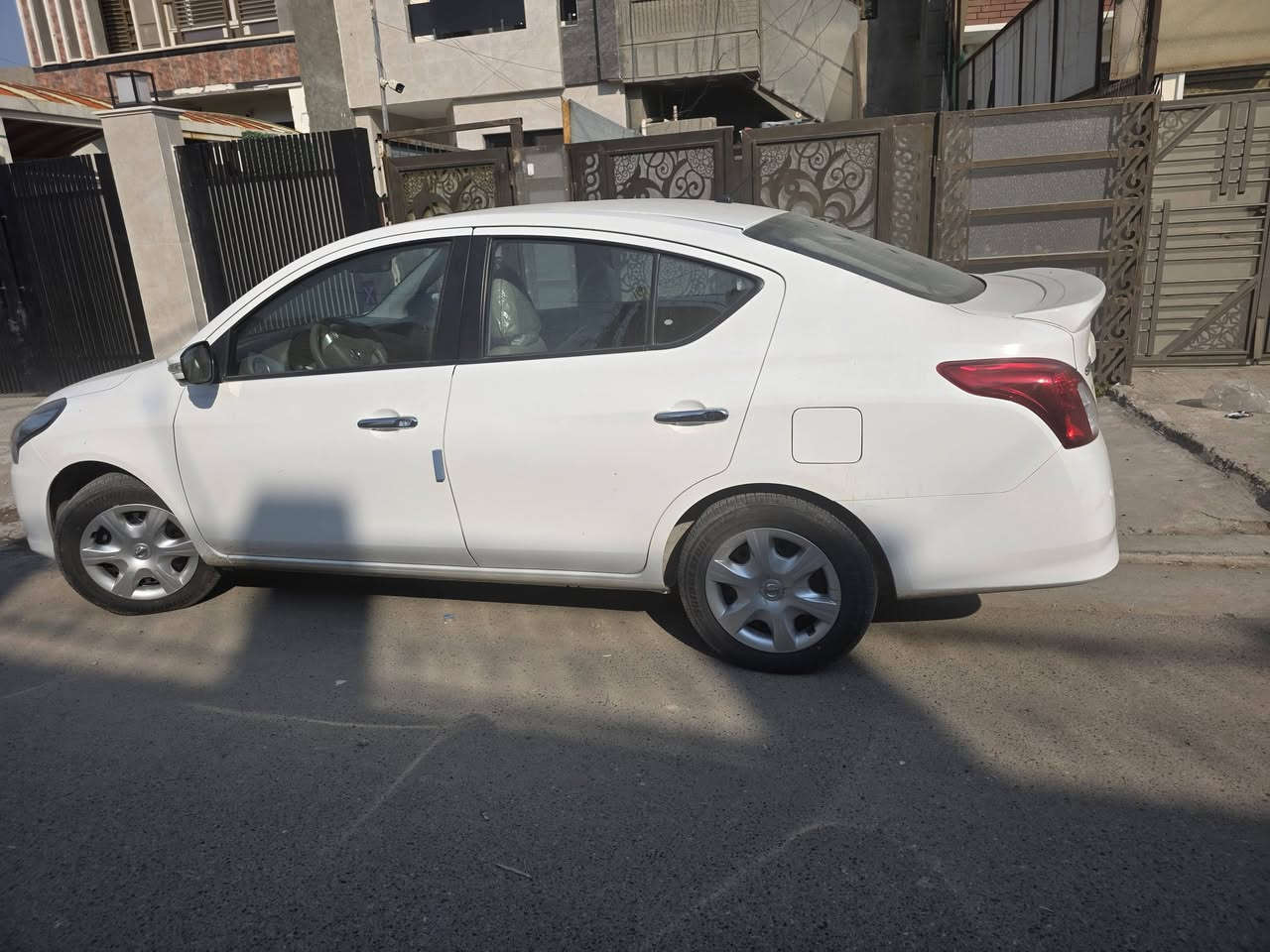 نيسان سني مصري 2025 ماشية 10000قابلة للزيادة رقم اربيل بسمي رايدهه 128 بيهه مجال قليل رقم ***********
