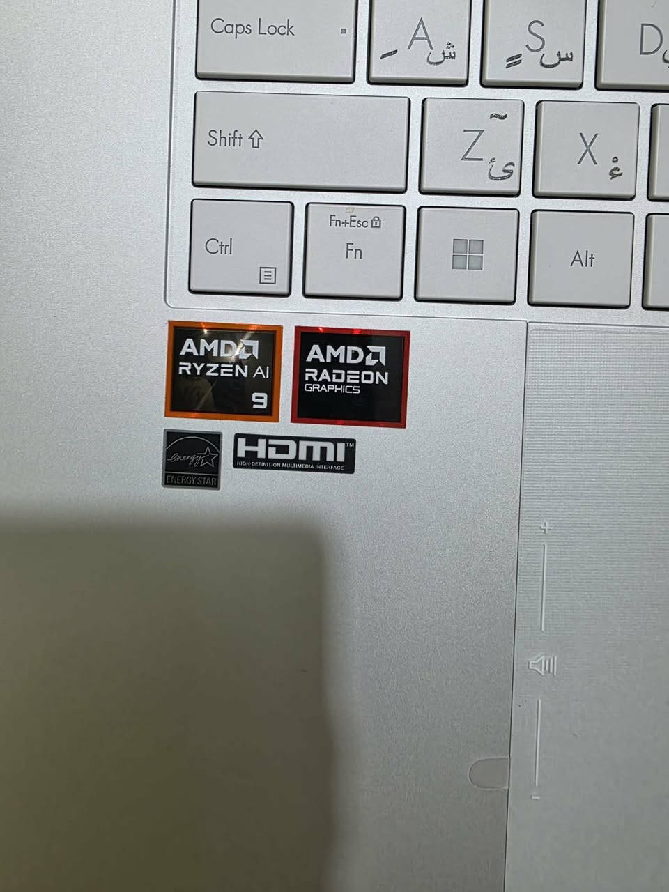 للبيع لابتوب ASUS ZenBook 16 بحالة الوكالة، نظيف جداً واستخدام بسيط. الجهاز مواصفاته خارقة ومناسب جداً للمصممين والمبرمجين.
المواصفات:
​الشاشة: 16 بوصة 3K OLED تردد 120Hz (تاتش).
​المعالج: AMD Ryzen 9 AI9 - 365 (من أحدث المعالجات).
​الرام: 24 جيجا DDR5.
​التخزين: 1 تيرا
السعر : مليون و 900


**إذا كنت صاحب هذا الإعلان وتريد حذفه لأي سبب، رجاءا أرسل رسالة إلى الدعم الفني**