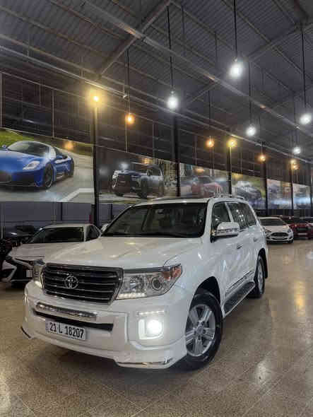 تويوتا لاندكروزر شركه جيهان
موديل 2013 فولل فول 
سياره كفاله عامه بدون سبغ بدون بارد 
سياره حيل جديده ماشيه 189km حقيقي 2 مفتح سياره
سياره گير محرك حداديه كله بشرت سياره نفسل شركه 
رقم سنويه كلو جديده سعر 390$
0750 441 28 31 
0750 082 95 31 
عندي واتساب
