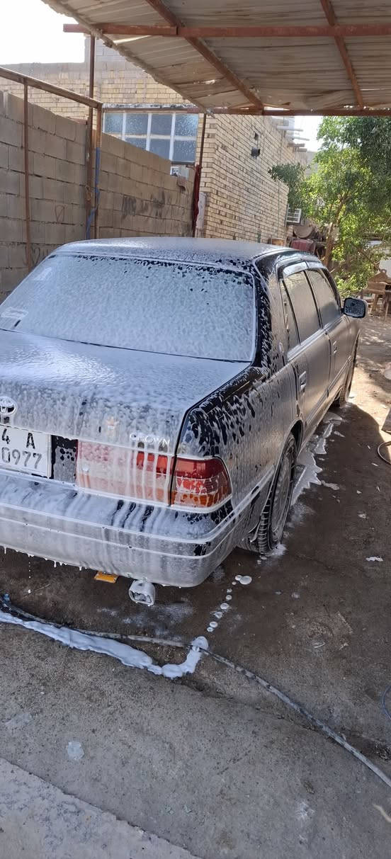 سلام عليكم  راس ثور تكم لون اسود شاصي٥٥ خمس دكم كشنات كهربائي سياره جديده مكفوله كفاله عامه سياره بسمي قبل سبوع من حولتها  مشروع وطني شرط تحويل  ومال بيت ما متعوبه محرك وكير كارتون تبريد امامي خلفي دواخل دشبول كله جديد كهربأيات كلها شغاله ضبابي جامه لوره شغال سياره جاهزه وين ما تريد تروح روح بيها عنوان بصره قضاء القرنه وانه خادم بس لحد يكسر بيها والله لو ما محتاج ما بيعها  وبل عافيه على ياخذها *********** سعر ١٠٥ وبي مجال
