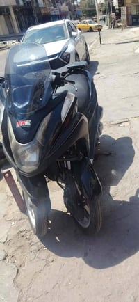 درجه تلاث تايرات يابانيه أوراق كامله للبيع او مراوس سعره850  مكان بغدا...