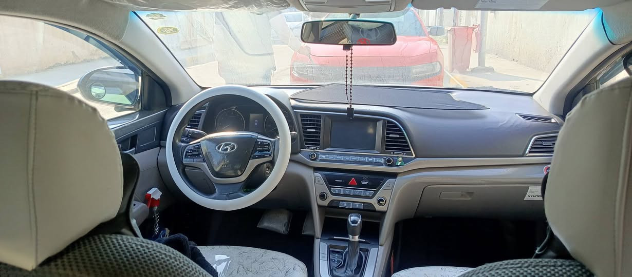 سلام عليكم النترا 18 امريكي سياره
رقم اربيل نكليزي شرط التحويل مكينه كير خير من الله 
مكينه 2000دوش 
  مانقصها شي بيها جاملغ وبنيد سياره نص فول لون نفطي موجود سونارها مكاني واسط العزيزيه ***********سعرها 125بيها مجال اللطيبن
