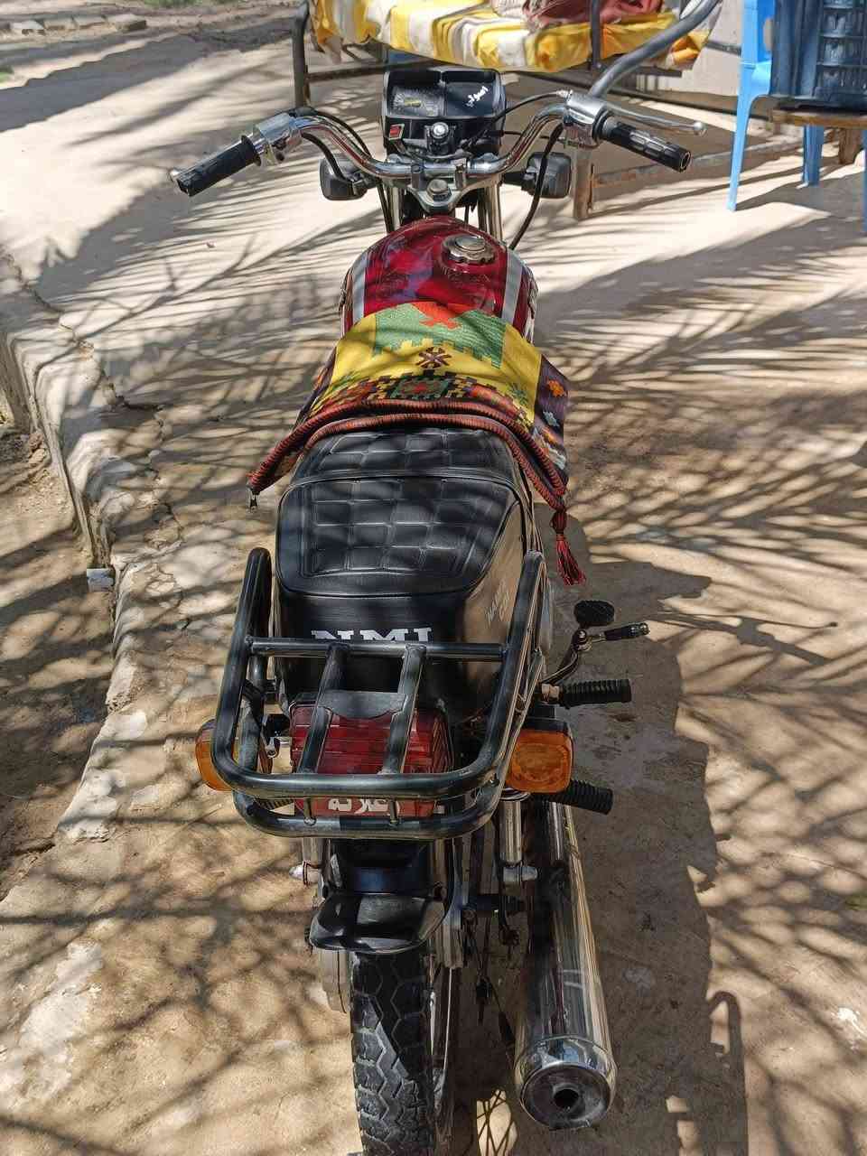 بيعه سريعه مستعجل عليه
اربعه كير  شلامجه(اوراق اصولي يعني كبل تترقم) الدراجه هندر واحد بكل وكت تريد عوزه بس باتري غراضه كله احمد شهاب اصلي مكينه ناعمه مابيه صوت  مامشروكه قبل  السعر 600 وبيه مجال مكاني كربلاء الحسينيه الكنطره البيضه  تفاصيل اكثر ***********
