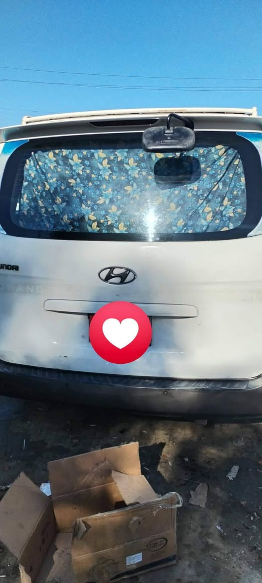 اسلام عليكم ستاركس مديل 9تخم تاير حداديه كفاله عامه امصفره خط وبحث سنويه لل27 للاستفسار الاتصال علئ الرقم ***********
