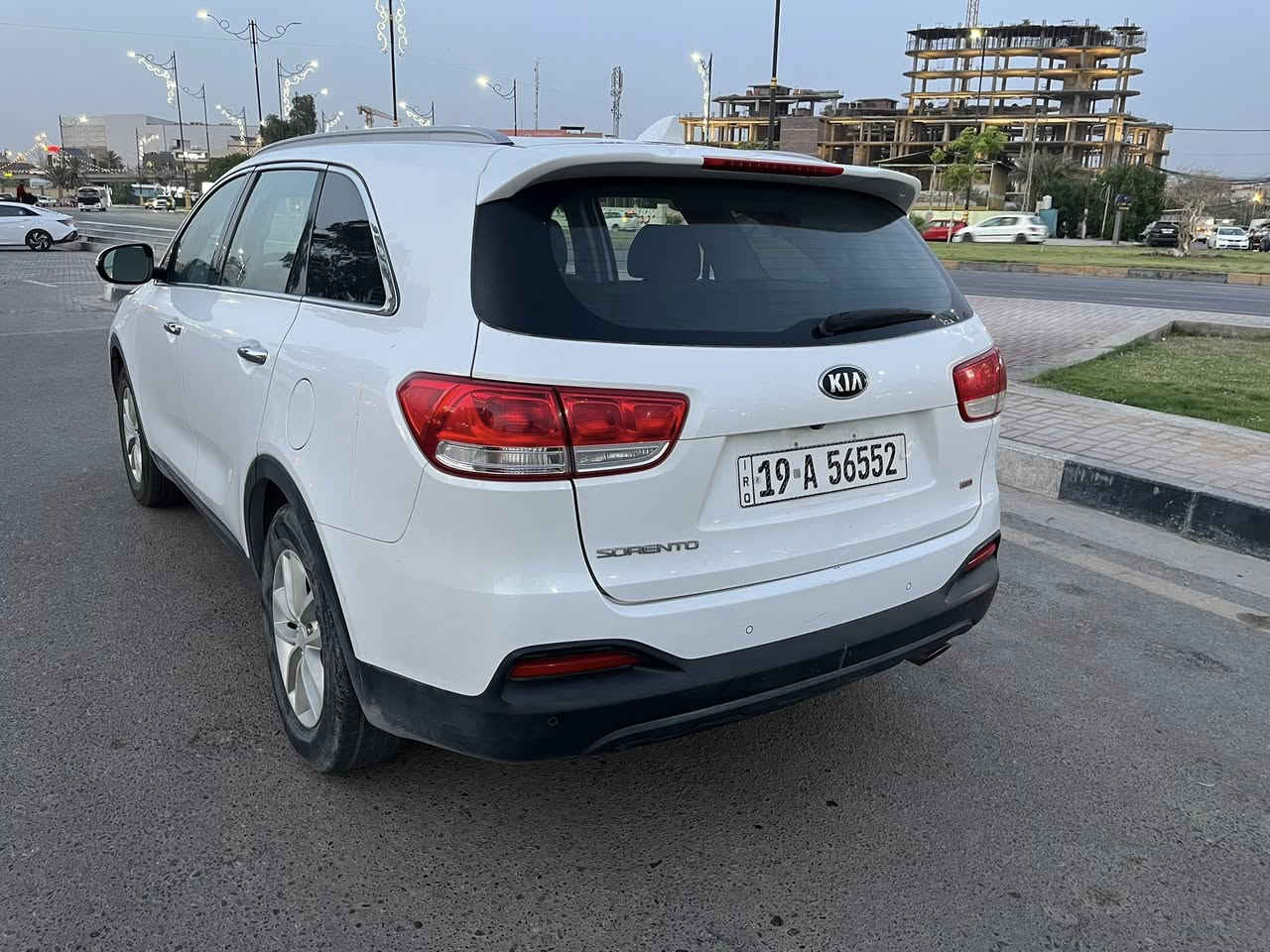 كيا سورنتو 2016
وارد امريكي 4 سلندر 2.4

حادثها تبديل بندي فقط نفس اللون
بدون صبغ ايرباك ستيرن فقط
٧ راكب قطعتين تبريد تحكم ستيرن وحساس وتدفئة كشنات مانع انزلاق ومثبت سرعه وكامره 

ماشية 70الف ميل (112الف
كيلو )
مكاني كربلاء ورقم السياره كربلاء سنويه جديده 
السعر ١٦٥

***********
0786969903
