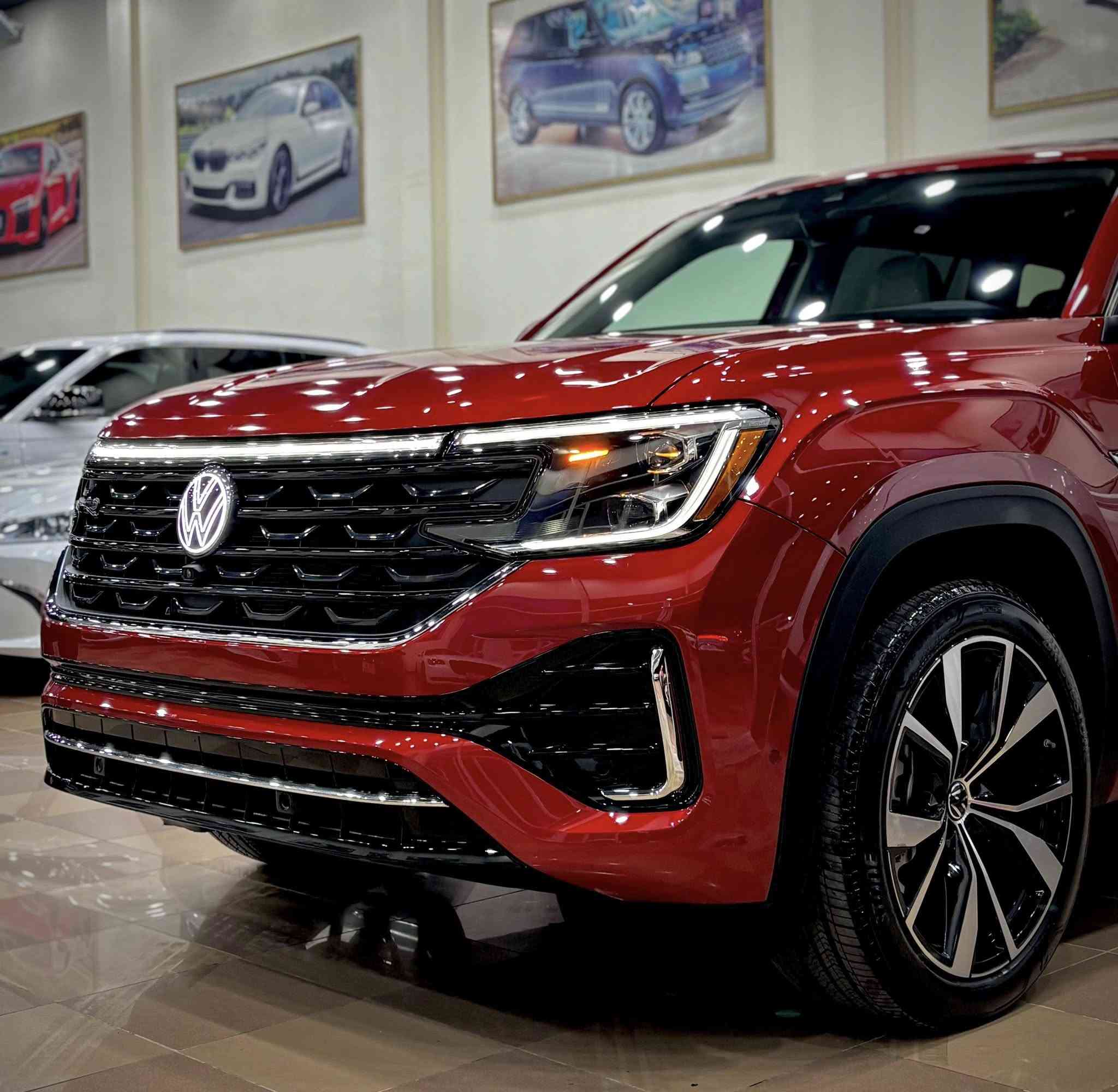 فولگس واگن اطلس SEL.Rline.premium
موديل  2024 ماشي  17000.mi 
سياره  فول  موصفات بانوراما كوشن جلد  تبريد هيتر 4 كاميرات   ئوتو پارك    داتاشو  شغال  حساس    ئوتو بريك  4x4 كاميرات  Hp360سياره جديد  بدون  ايرباك   واحد  طقعه  صبغ  بدون  دواخل  بدون ايرباك  عنوان سياره  اربيل  
***********
