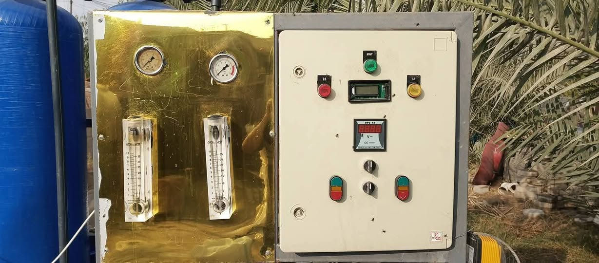 منضومة ماء ارو مواطير ايطالي
2 متر شغالة كاملة مع ثنين تانكي 
8000 لتر للبيع  للاستفسار *********** اتصل او وتساب  السعر 3 مليون بي مجال للشراي مكاني نجف
