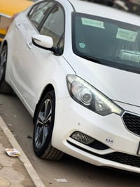 كيا سيراتو • ٢٠١٤ • رقم بصره